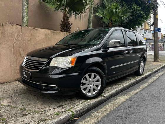 CHRYSLER TOWN & COUNTRY 3.6 LIMITED V6 24V GASOLINA 4P AUTOMÁTICO